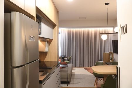 Sala Cozinha Integrada de apartamento para alugar com 1 quarto, 44m² em Perdizes, São Paulo