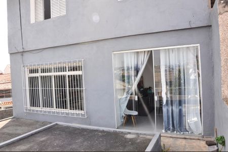 Casa para alugar com 148m², 3 quartos e 2 vagasDetalhes - Varanda