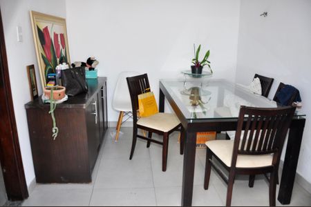 Casa para alugar com 148m², 3 quartos e 2 vagasDetalhes - Sala de Jantar