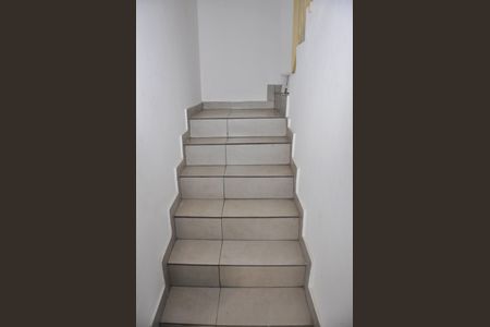 Casa para alugar com 148m², 3 quartos e 2 vagasDetalhes - Escada Quartos