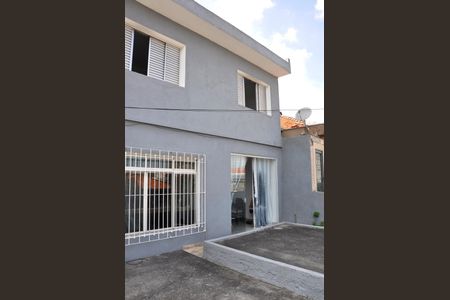 Casa para alugar com 148m², 3 quartos e 2 vagasDetalhes - Varanda