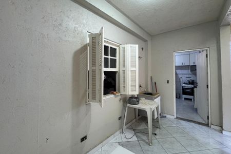 Casa à venda com 254m², 3 quartos e 4 vagasÁrea de Serviço