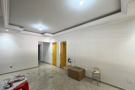 Casa à venda com 254m², 3 quartos e 4 vagasSala