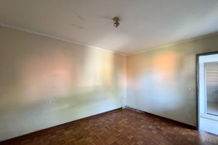 Casa à venda com 254m², 3 quartos e 4 vagasQuarto - Edícula 