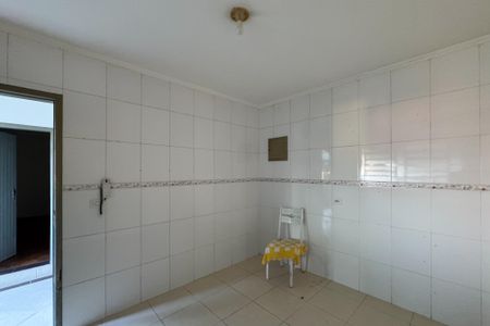Casa à venda com 254m², 3 quartos e 4 vagasCozinha 