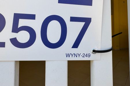 Casa à venda com 254m², 3 quartos e 4 vagasWYNY-249