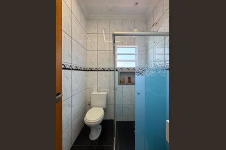 Casa à venda com 254m², 3 quartos e 4 vagasBanheiro Social
