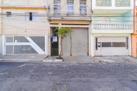 Casa para alugar com 70m², 3 quartos e sem vagaFachada