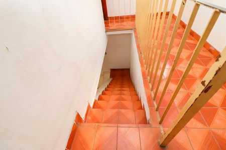 Casa para alugar com 70m², 3 quartos e sem vagaEscada