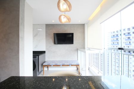 Varanda Sala de apartamento para alugar com 2 quartos, 67m² em Vila Andrade, São Paulo