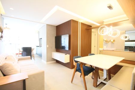 Sala de apartamento para alugar com 2 quartos, 67m² em Vila Andrade, São Paulo