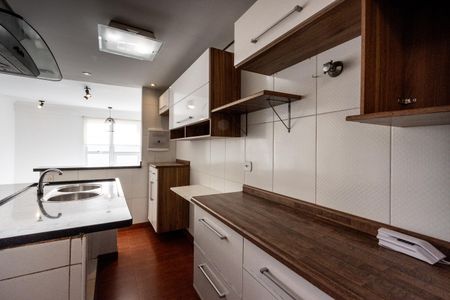 Casa de condomínio à venda com 140m², 2 quartos e 2 vagas Casa de condomínio à venda com 140m², 2 quartos e 2 vagasCozinha