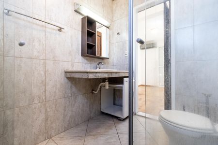 Casa de condomínio à venda com 140m², 2 quartos e 2 vagas Casa de condomínio à venda com 140m², 2 quartos e 2 vagasQuarto 1 - Banheiro da Suite