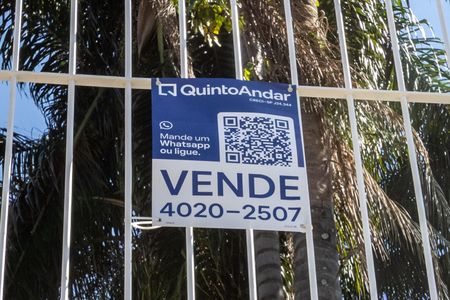 Casa de condomínio à venda com 140m², 2 quartos e 2 vagas Casa de condomínio à venda com 140m², 2 quartos e 2 vagasPlaquinha