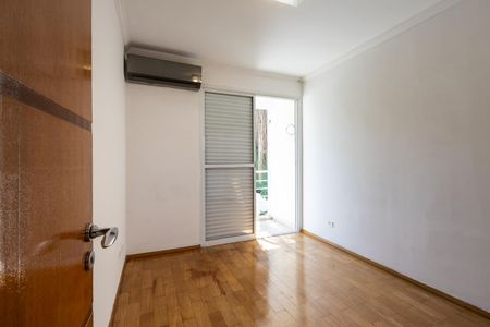 Casa de condomínio à venda com 140m², 2 quartos e 2 vagas Casa de condomínio à venda com 140m², 2 quartos e 2 vagasQuarto 1 - Suite