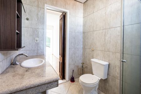 Casa de condomínio à venda com 140m², 2 quartos e 2 vagas Casa de condomínio à venda com 140m², 2 quartos e 2 vagasQuarto 1 - Banheiro da Suite