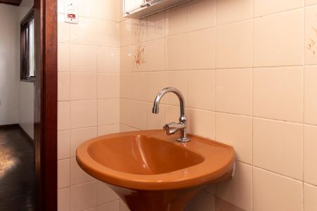 Casa à venda com 145m², 3 quartos e 3 vagasBanheiro Social