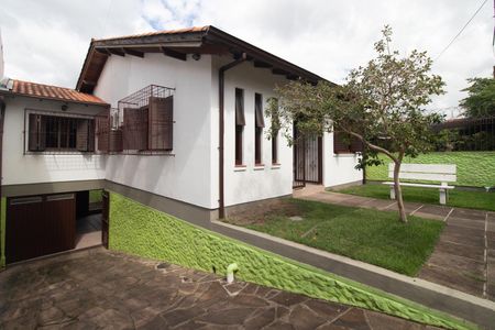 Casa à venda com 145m², 3 quartos e 3 vagasFachada