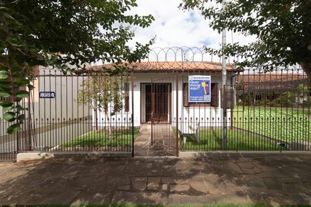 Casa à venda com 145m², 3 quartos e 3 vagasFachada