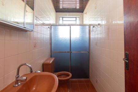 Casa à venda com 145m², 3 quartos e 3 vagasBanheiro Social