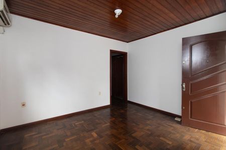 Sala de casa à venda com 3 quartos, 145m² em Vila Nova, Porto Alegre
