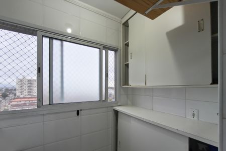 Apartamento para alugar com 80m², 2 quartos e 1 vagaÁrea de Serviço