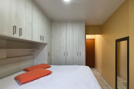 Apartamento para alugar com 80m², 2 quartos e 1 vagaSuitr