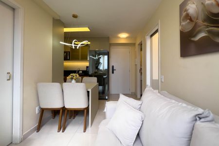 Apartamento à venda com 36m², 2 quartos e 1 vaga Apartamento à venda com 36m², 2 quartos e 1 vagaSala