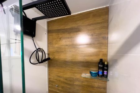 Apartamento à venda com 36m², 2 quartos e 1 vaga Apartamento à venda com 36m², 2 quartos e 1 vagaBanheiro