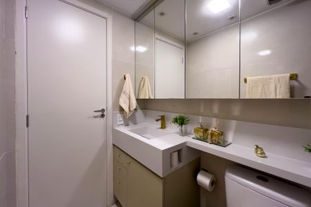 Apartamento à venda com 36m², 2 quartos e 1 vaga Apartamento à venda com 36m², 2 quartos e 1 vagaBanheiro