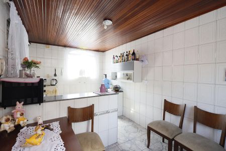 Casa à venda com 448m², 3 quartos e 3 vagasCozinha 2