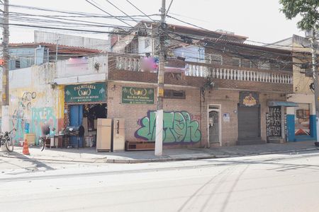 Casa à venda com 448m², 3 quartos e 3 vagasFachada 