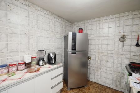 Casa à venda com 448m², 3 quartos e 3 vagasCozinha 