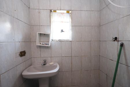 Casa à venda com 448m², 3 quartos e 3 vagasBanheiro da Suíte 2