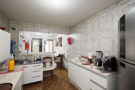 Casa à venda com 448m², 3 quartos e 3 vagasCozinha 