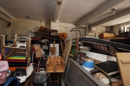 Casa à venda com 448m², 3 quartos e 3 vagasSalão / Garagem