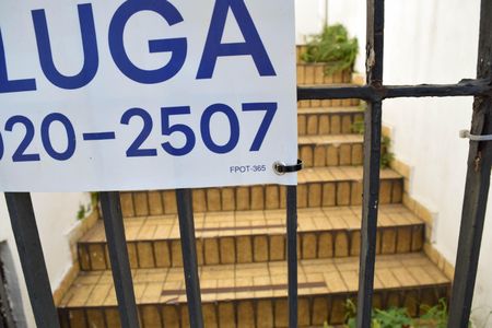 Casa para alugar com 188m², 2 quartos e sem vagaPlaquinha FPOT-365 INSTALADA EM 16/04/2026