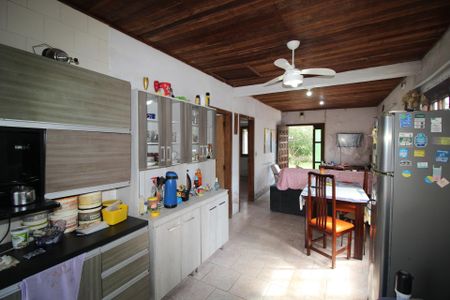 Sala/Cozinha de casa à venda com 2 quartos, 90m² em Costa E Silva, Porto Alegre