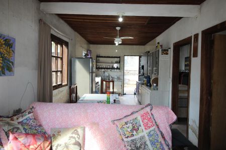 Sala de casa à venda com 2 quartos, 90m² em Costa E Silva, Porto Alegre