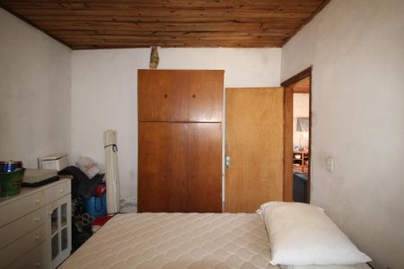 Casa à venda com 90m², 2 quartos e 8 vagasSuíte 2
