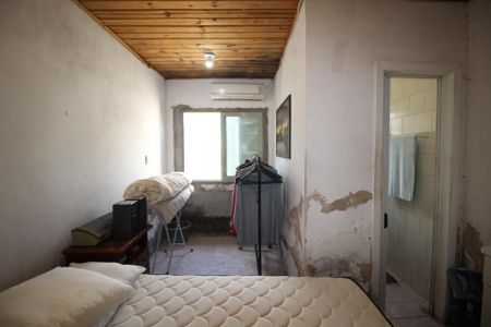 Casa à venda com 90m², 2 quartos e 8 vagasSuíte 2