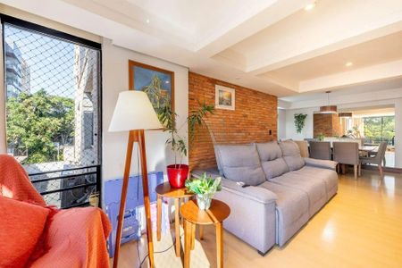 Sala de apartamento para alugar com 3 quartos, 90m² em Petrópolis, Porto Alegre