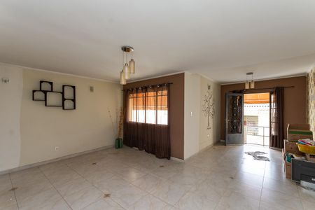 Sala de casa para alugar com 3 quartos, 200m² em Vila Anglo Brasileira, São Paulo