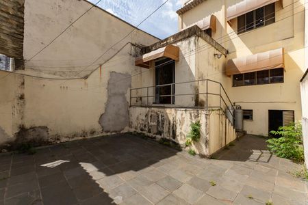 Casa para alugar com 200m², 3 quartos e 2 vagasQuintal