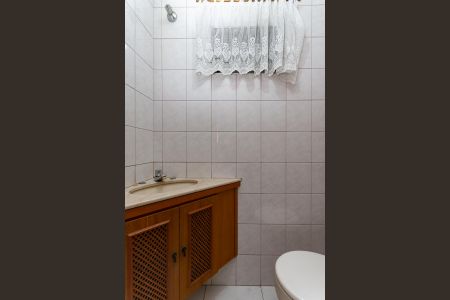 Casa para alugar com 200m², 3 quartos e 2 vagasLavabo