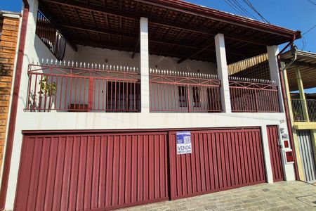 Casa à venda com 270m², 3 quartos e 3 vagasFachada do Prédio