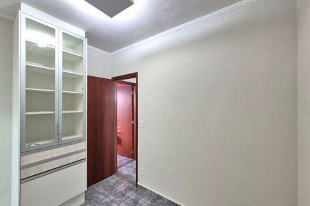 Casa à venda com 270m², 3 quartos e 3 vagasQuarto 3 - Suíte