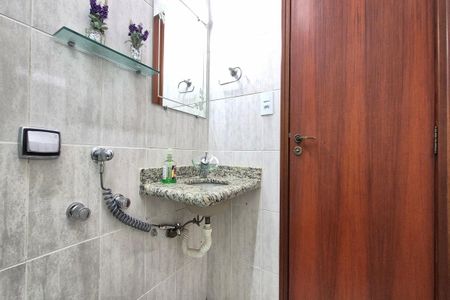 Casa à venda com 270m², 3 quartos e 3 vagasBanheiro