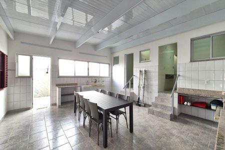 Casa à venda com 270m², 3 quartos e 3 vagasÁrea comum