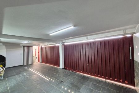 Casa à venda com 270m², 3 quartos e 3 vagasGaragem 
